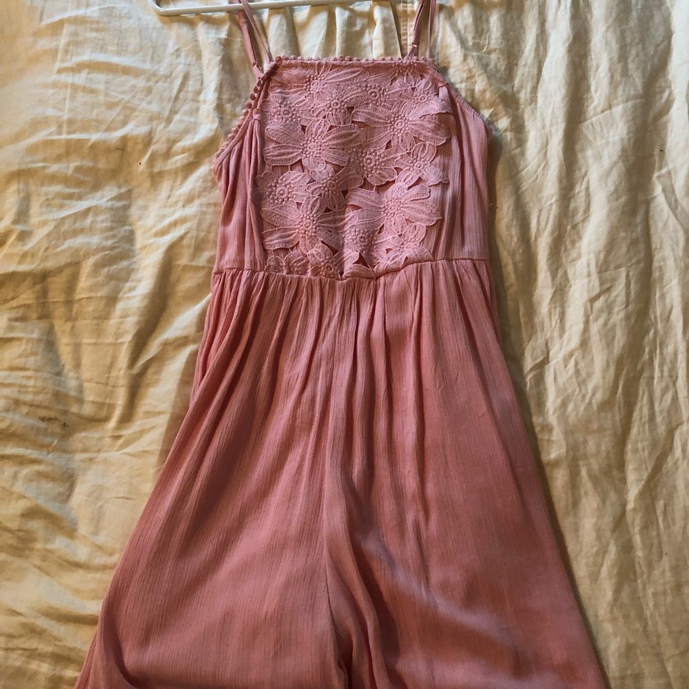 Pink romper dress size small very comfortable